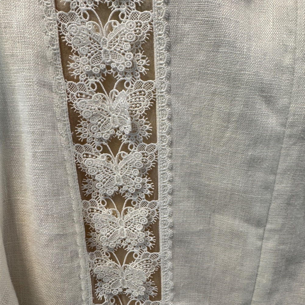 Zimmermann
Flutter Butterfly Lace Long Sleeve Linen Dress. - Picture 13 of 14